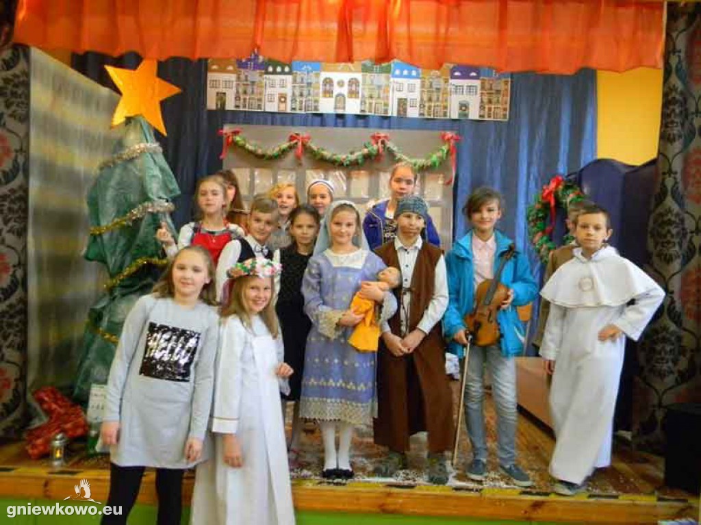 Z teatrem za pan brat w Gąskach