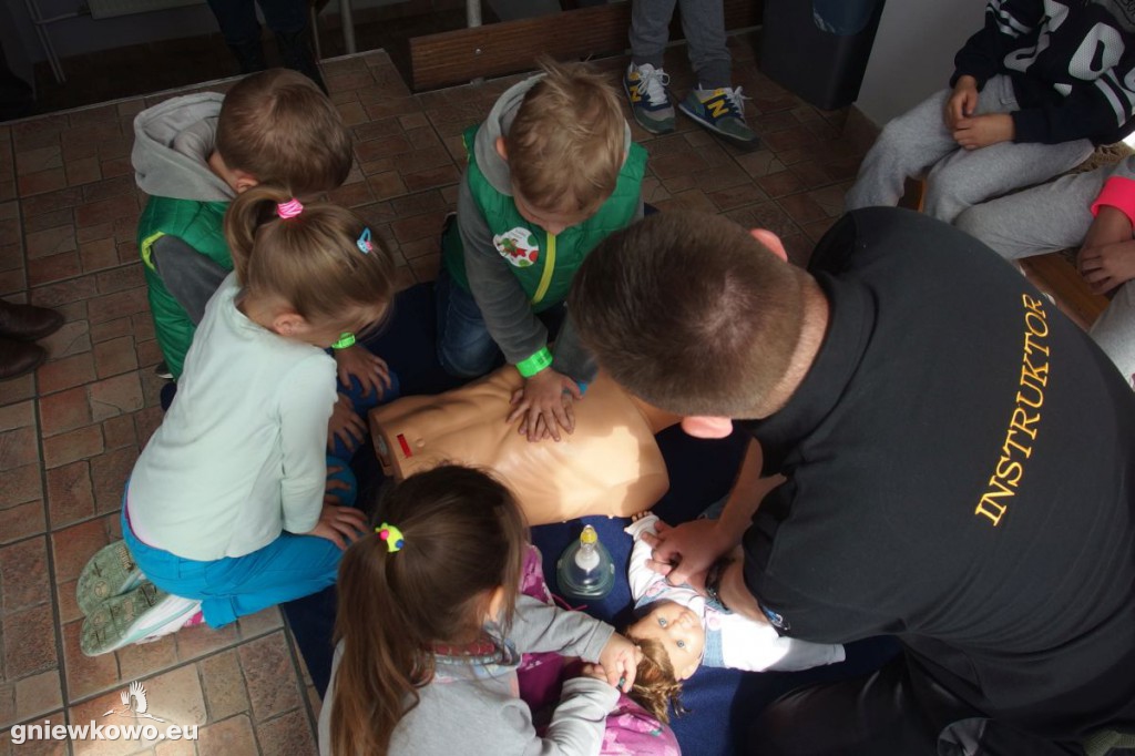 Doskonalili jazdę samochodem wyposażonym w troleje