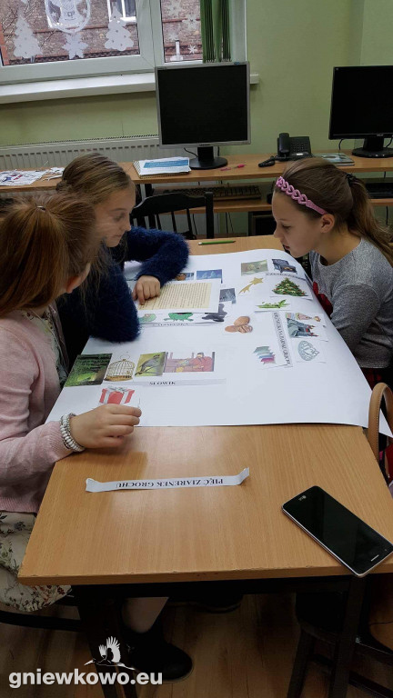 SP w Gąskach na lekcji bibliotecznej