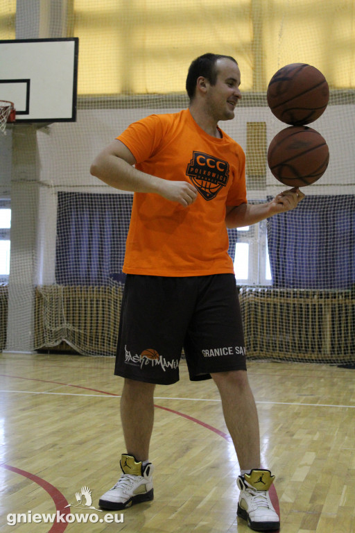 Mieszko Włodarczyk w szkołach