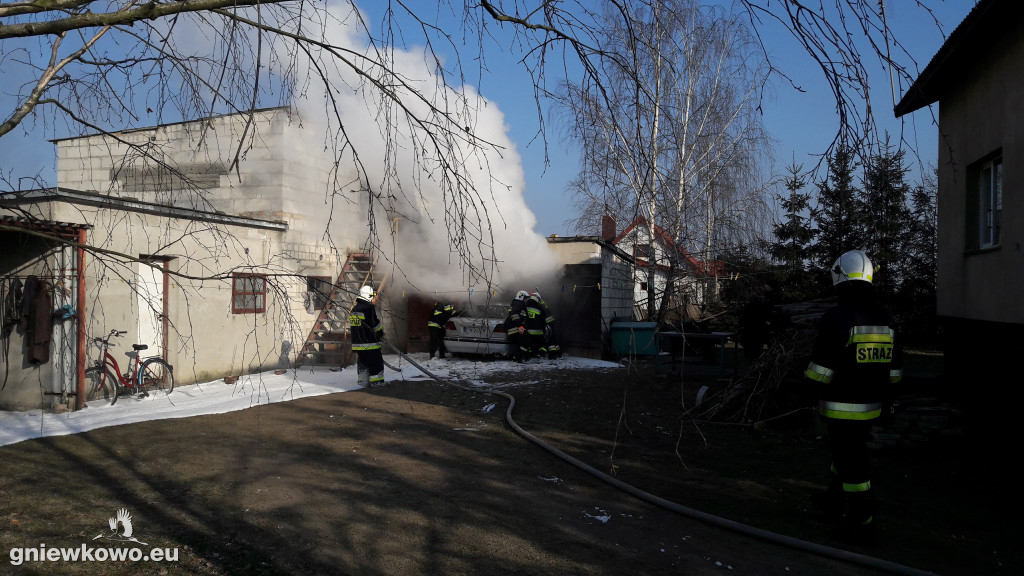 Pożar samochodu w Wielowsi