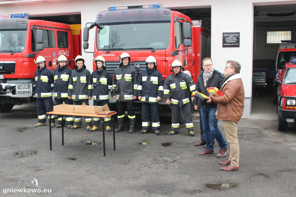 Przekazanie defibrylatora OSP Gniewkowo