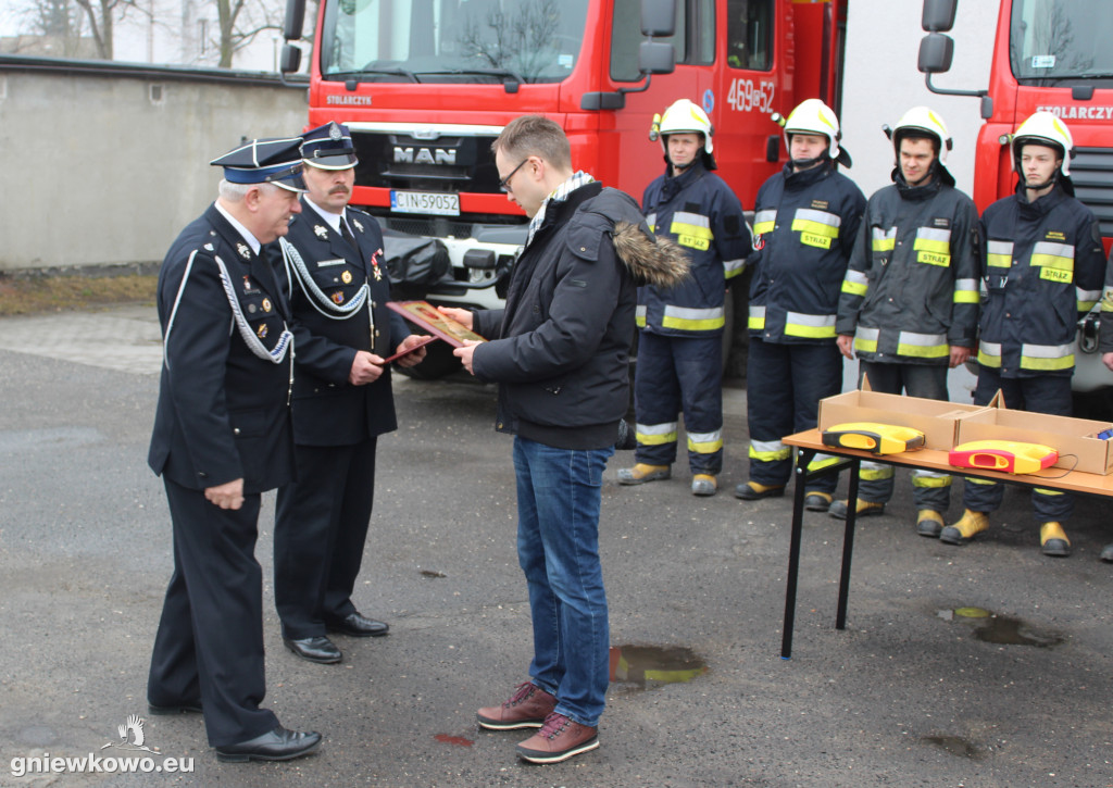 Przekazanie defibrylatora OSP Gniewkowo