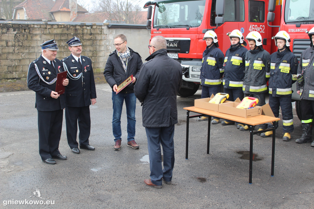 Przekazanie defibrylatora OSP Gniewkowo