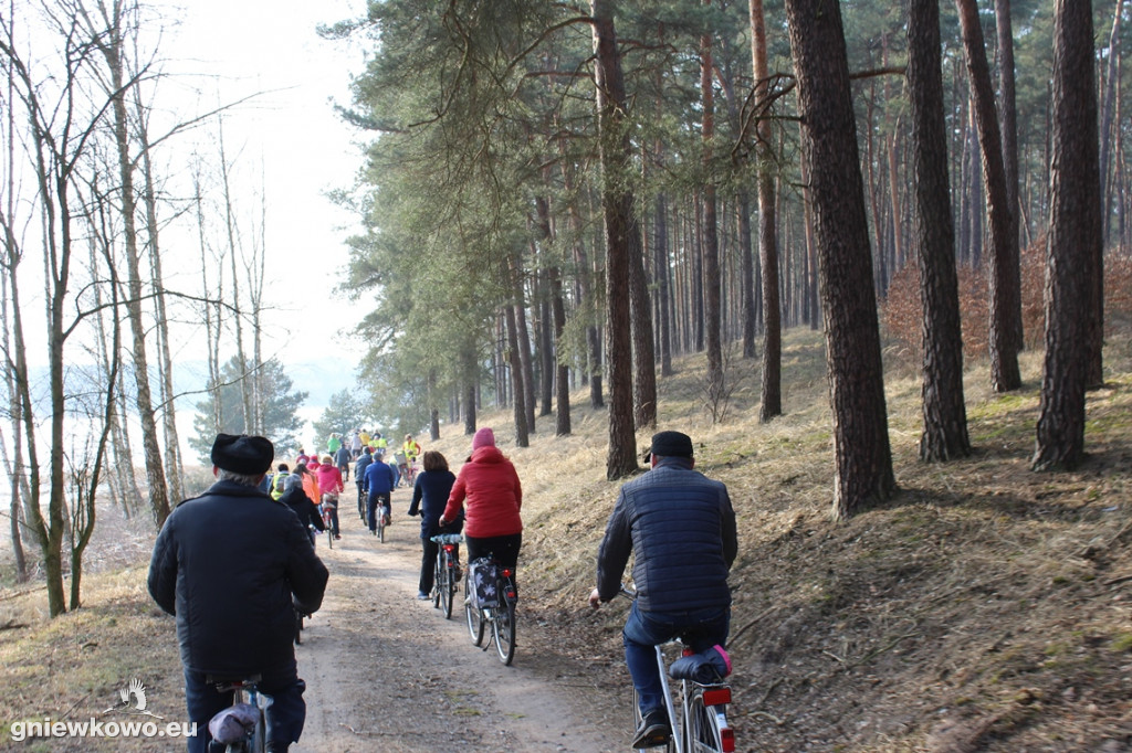 Suchatówka rowerowo powitała wiosnę