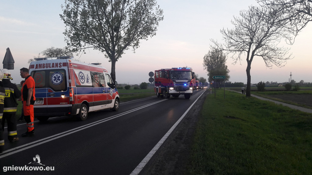 Opel w rowie w Wielowsi