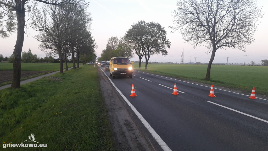 Opel w rowie w Wielowsi