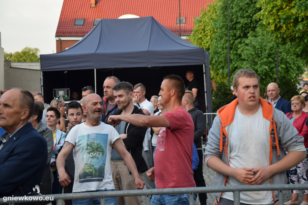 Koncert zespołu Mig na Rynku