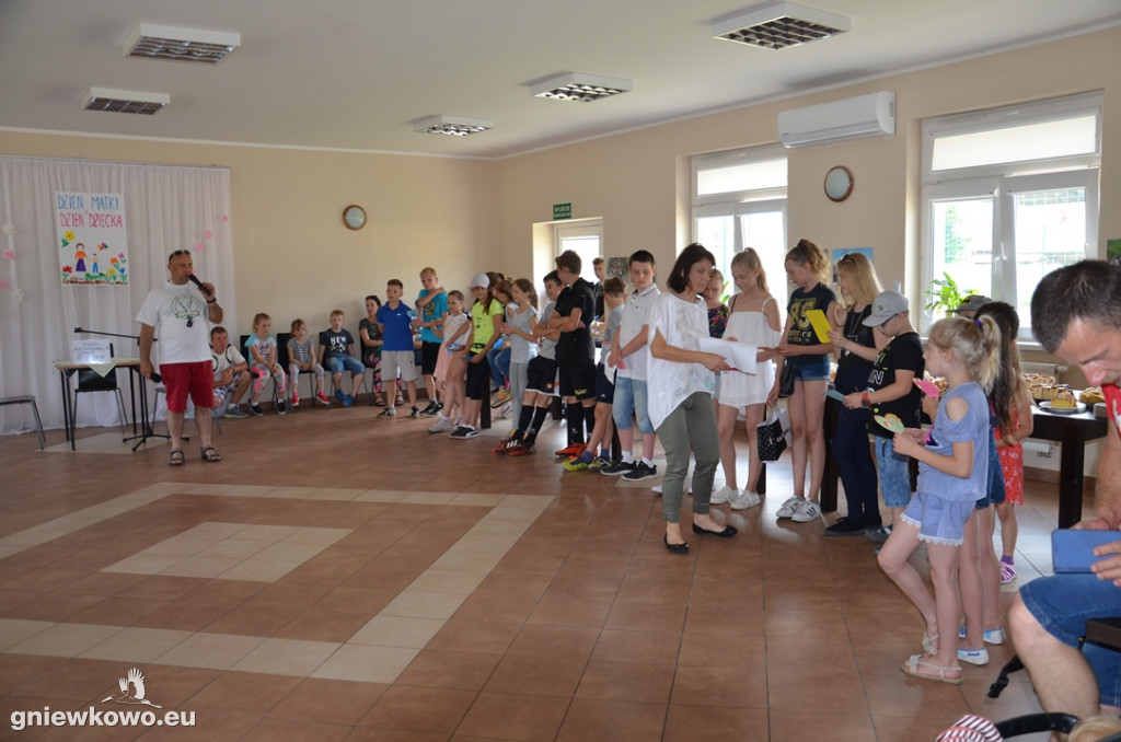 Dzień Matki i Dzień Dziecka w Suchatówce