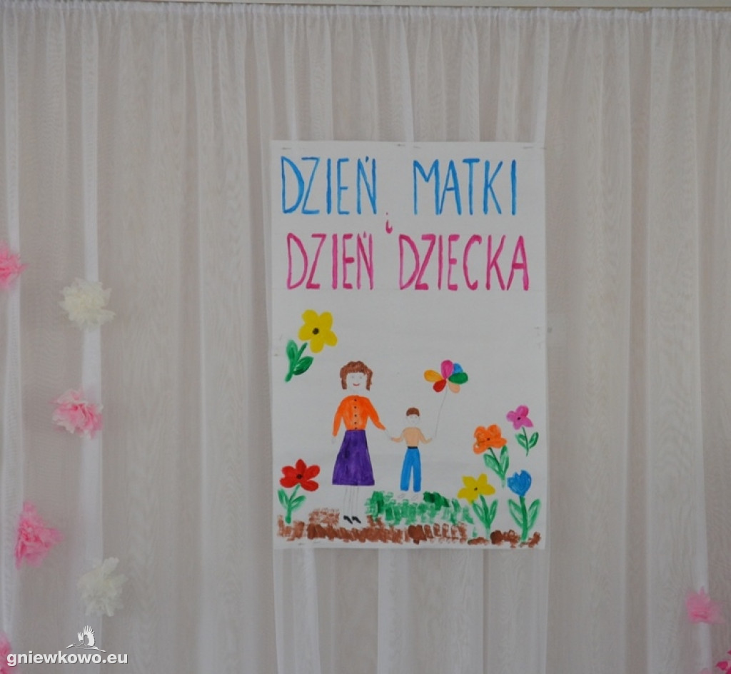 Dzień Matki i Dzień Dziecka w Suchatówce