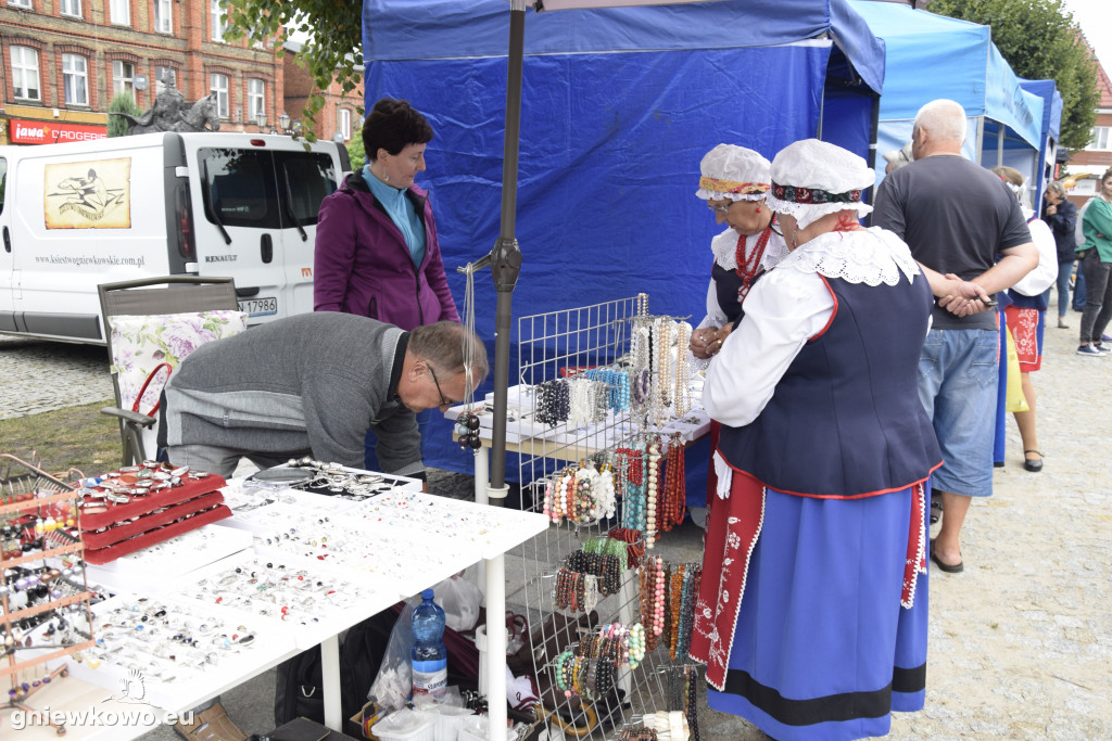 Jarmark i Przegląd Zespołów Folklorystycznych