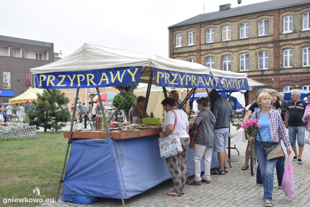 Jarmark i Przegląd Zespołów Folklorystycznych