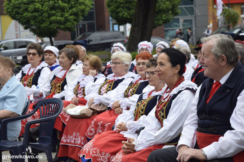 Jarmark i Przegląd Zespołów Folklorystycznych