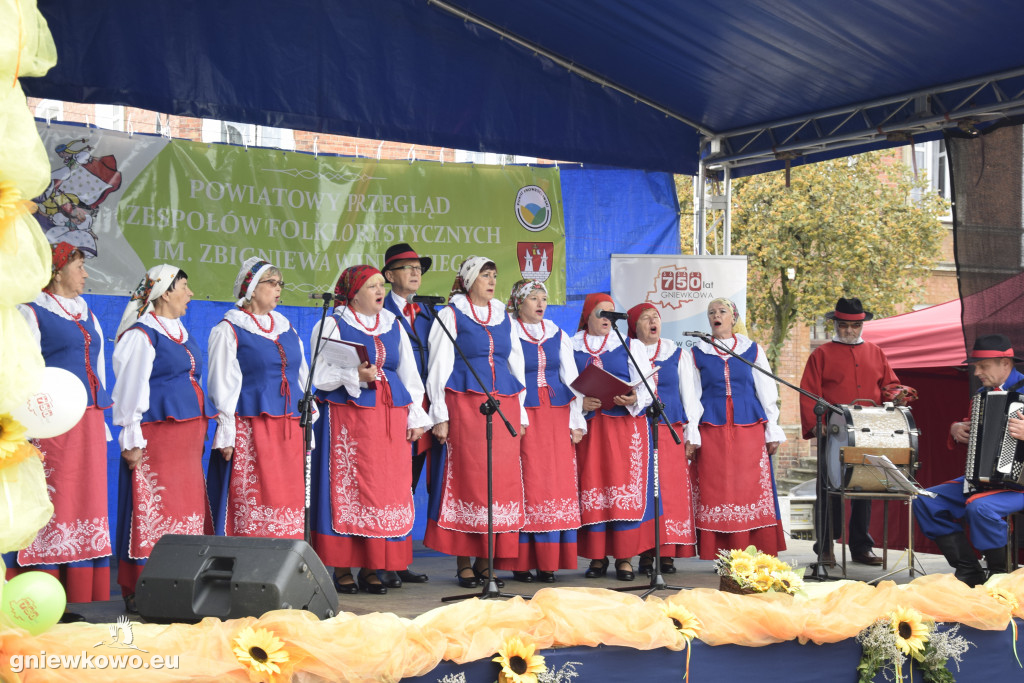 Jarmark i Przegląd Zespołów Folklorystycznych