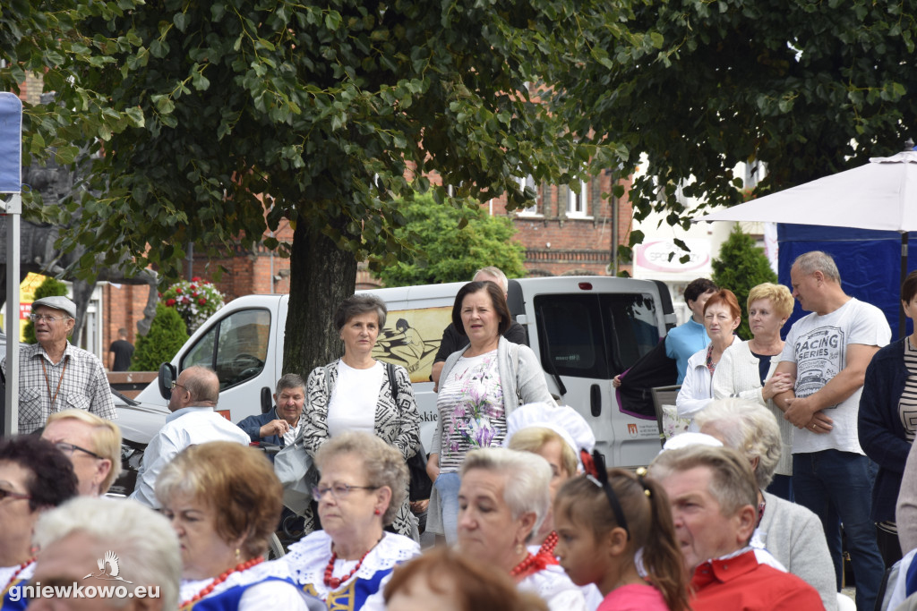 Jarmark i Przegląd Zespołów Folklorystycznych