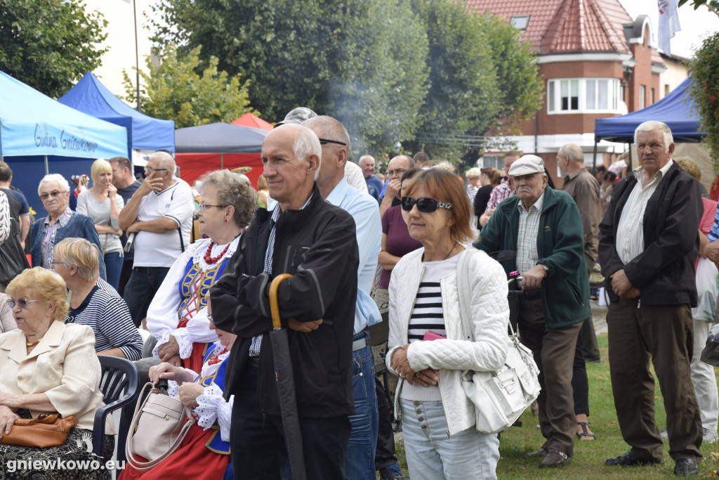 Jarmark i Przegląd Zespołów Folklorystycznych