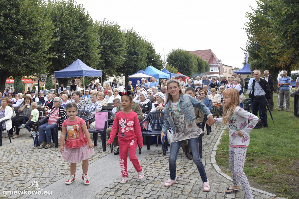 Jarmark i Przegląd Zespołów Folklorystycznych