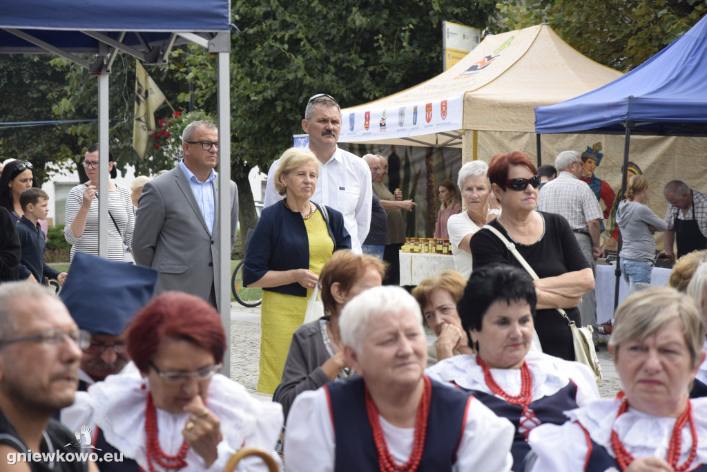 Jarmark i Przegląd Zespołów Folklorystycznych