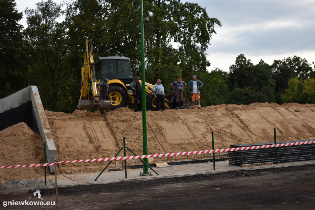 Budowa trybuny 31.8.18