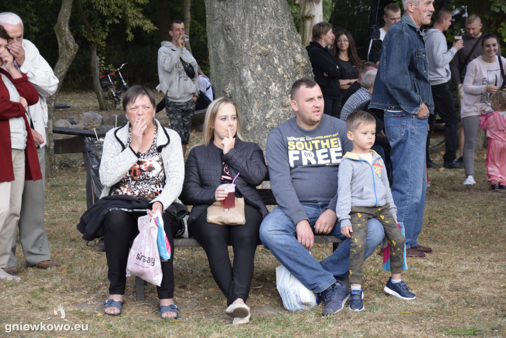 Biesiada dożynkowa w Skalmierowicach