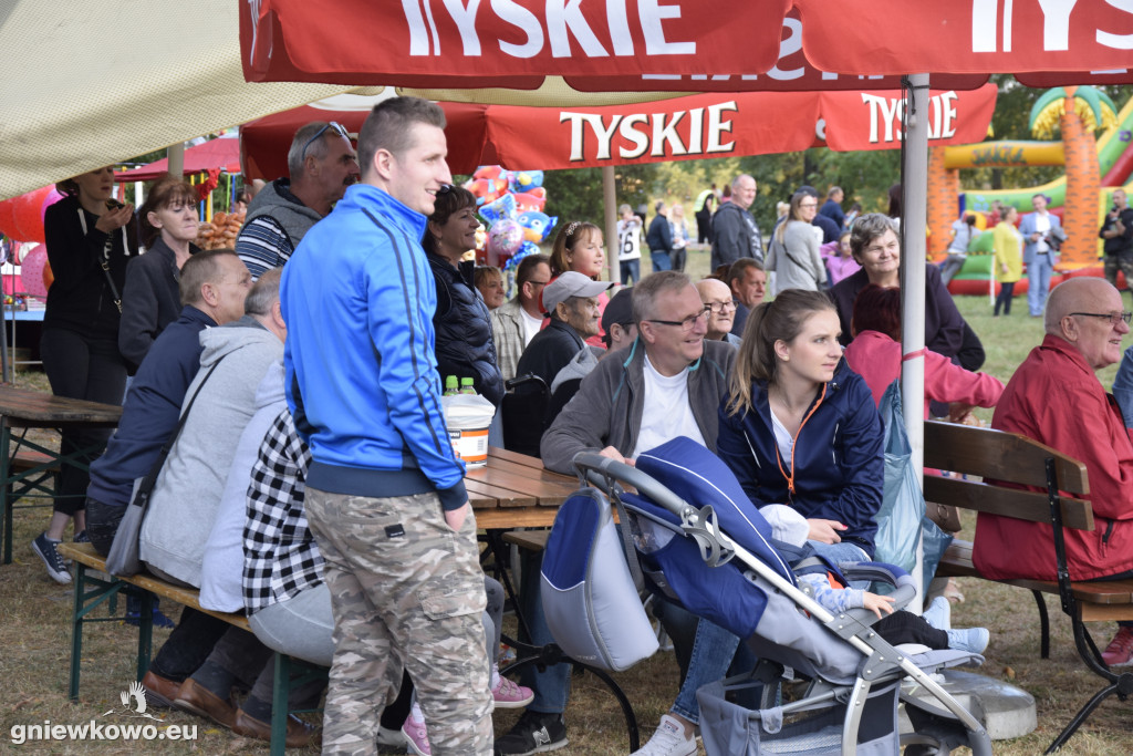 Biesiada dożynkowa w Skalmierowicach