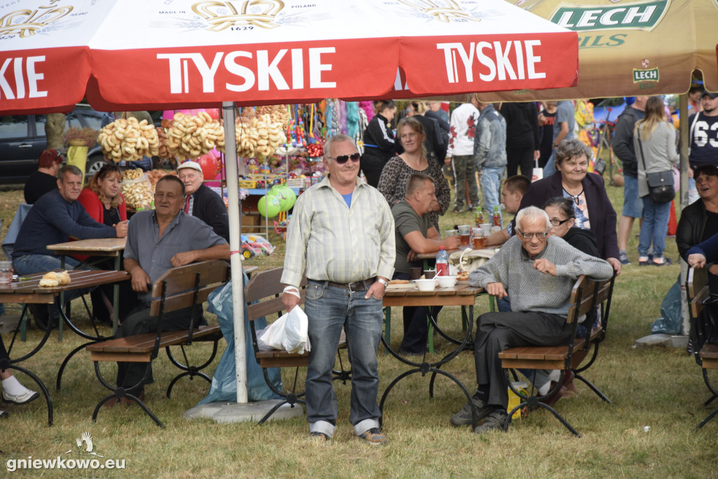 Biesiada dożynkowa w Skalmierowicach