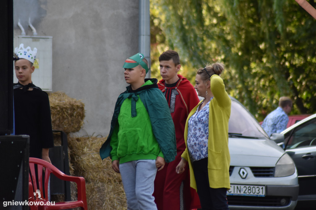 Biesiada dożynkowa w Skalmierowicach