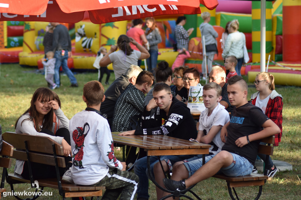 Biesiada dożynkowa w Skalmierowicach