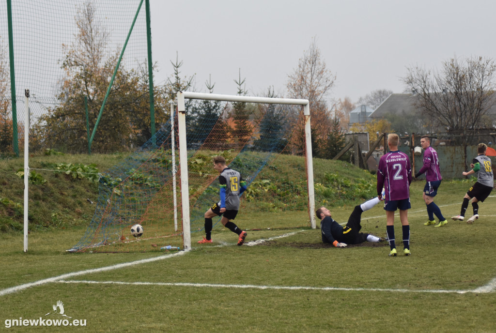 Mikrus - Piast Kołodziejewo 4.11.18