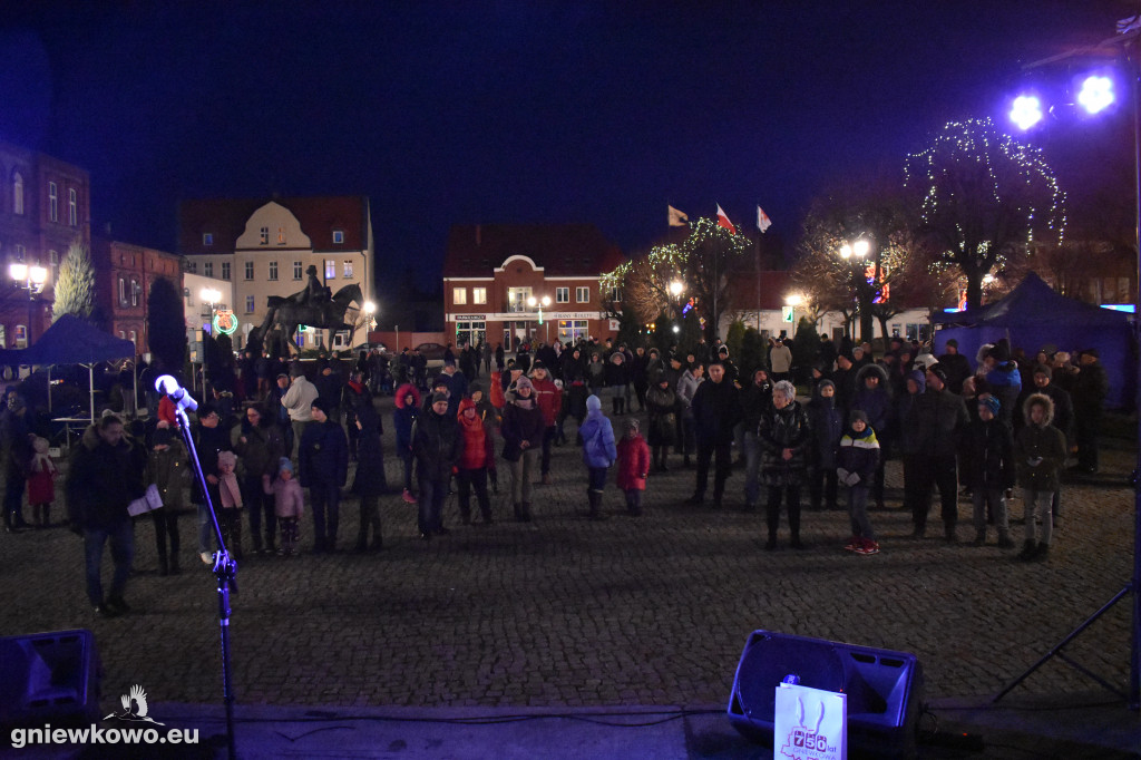 Powitanie 2019 roku na Rynku
