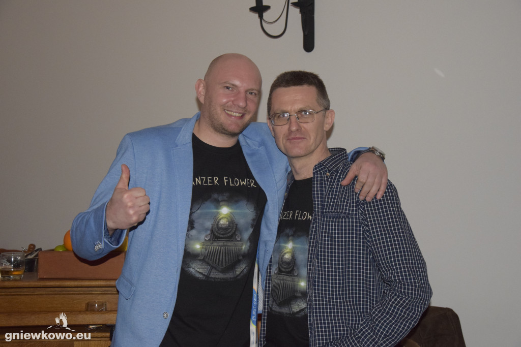 Koncert Panzerflower i BZIKoteka
