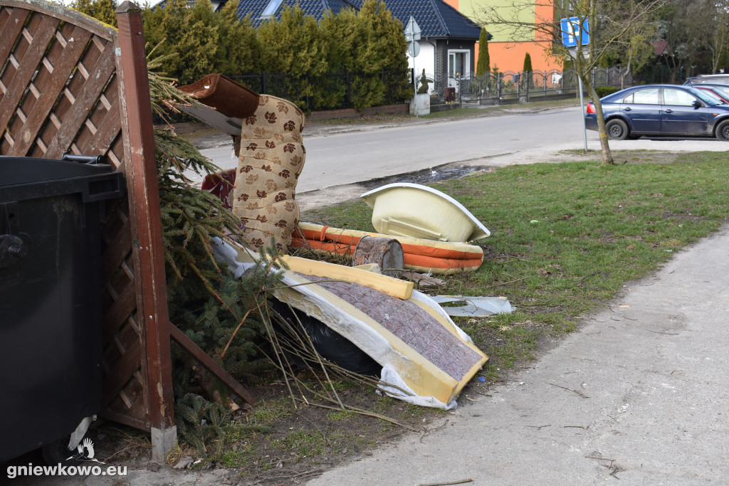 Sterta śmieci na ul. Dreckiego