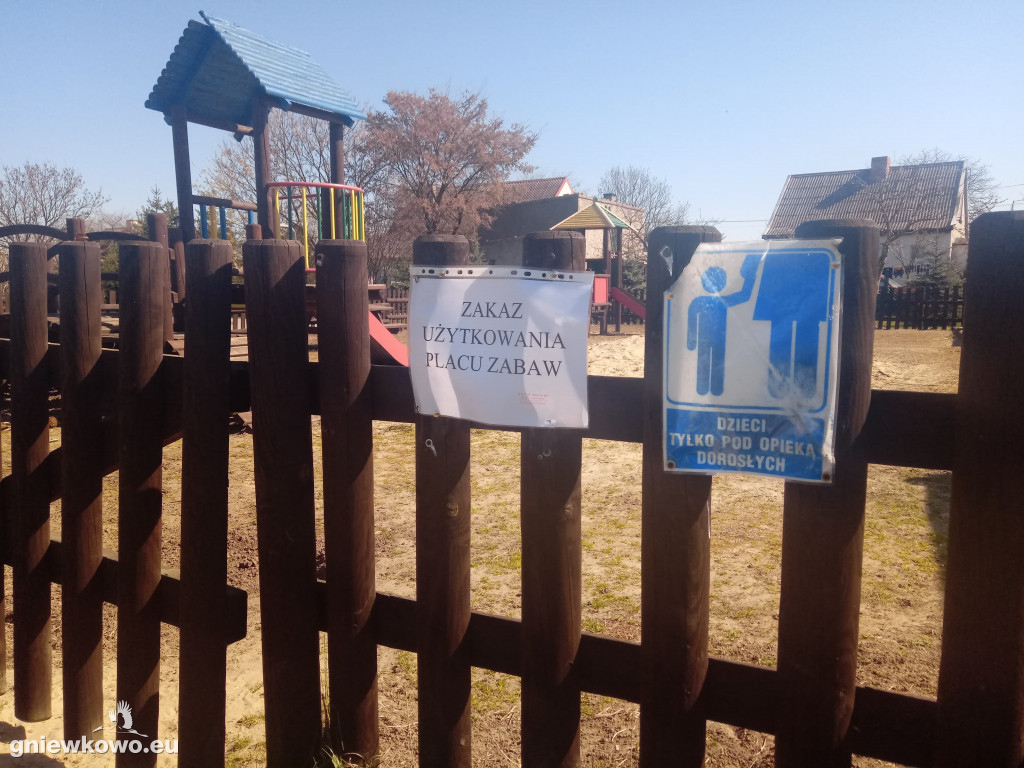 Plac zabaw w Ostrowie - kwiecień 2019