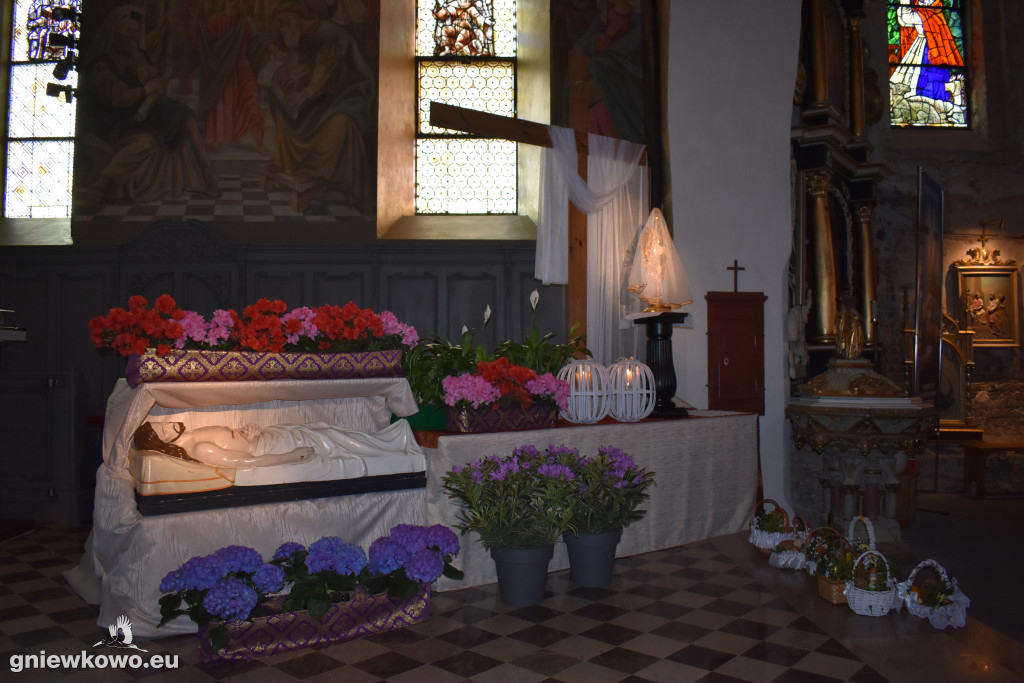 Groby pańskie w dekanacie gniewkowskim