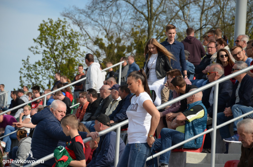 Unia - Kujawianka Izbica 20.4.19 cz. 2