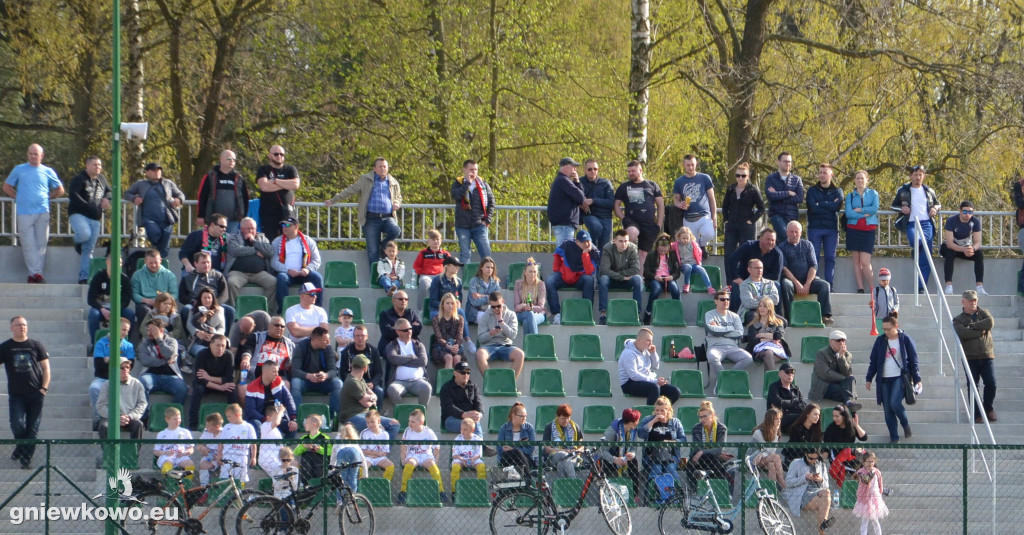 Unia - Kujawianka Izbica 20.4.19 cz. 2