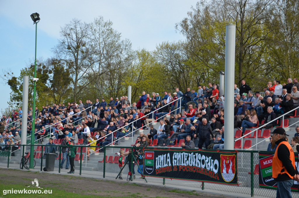 Unia - Kujawianka Izbica 20.4.19 cz. 2
