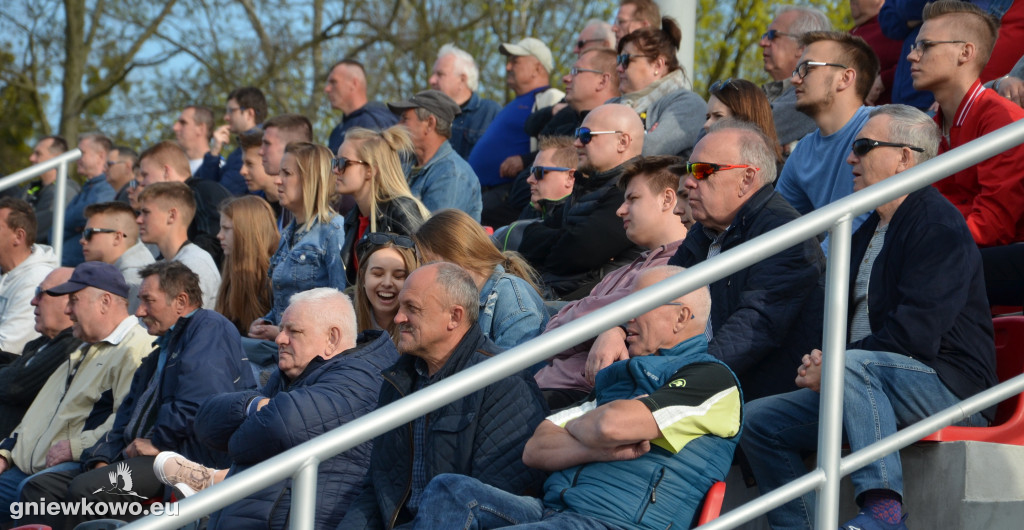 Unia - Kujawianka Izbica 20.4.19 cz. 2