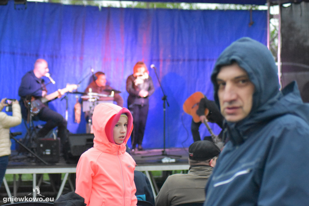 Koncert zespołu Wolna Grupa Bukowina