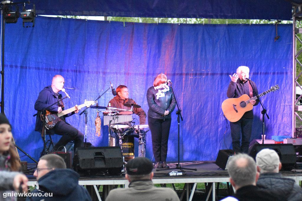 Koncert zespołu Wolna Grupa Bukowina