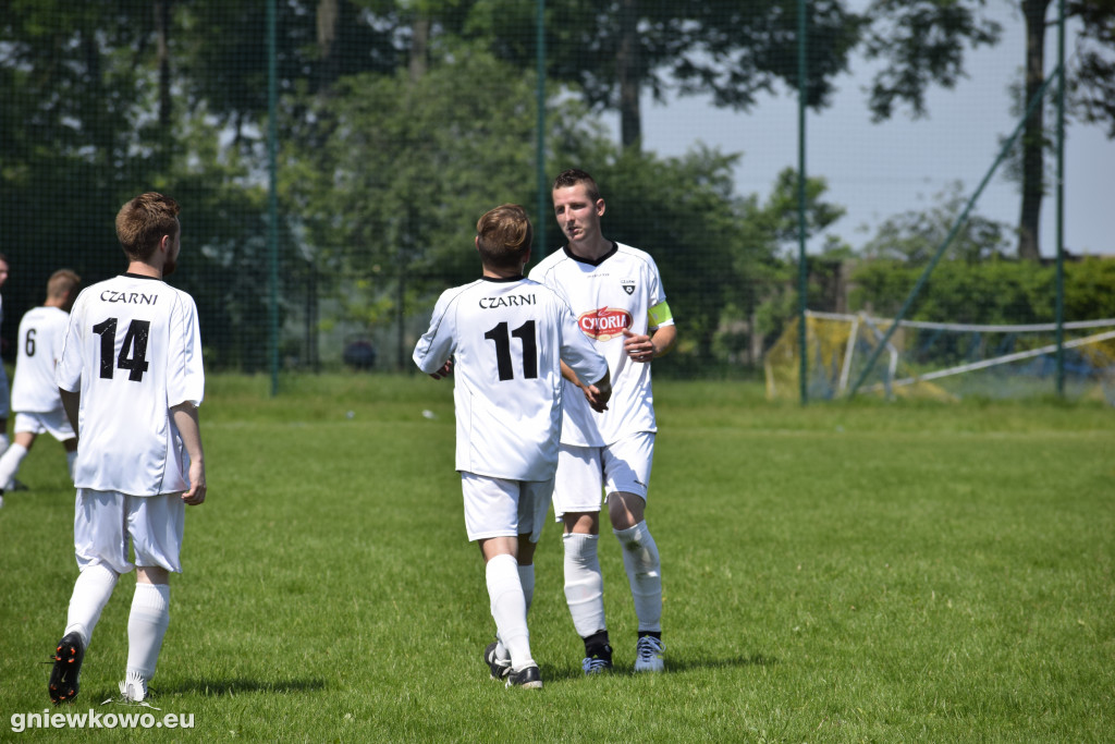 Czarni - Kolorowi Krusza Zamkowa 2.6.19