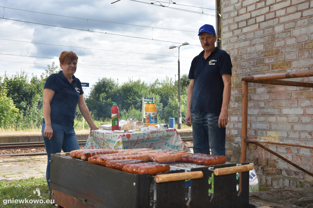 Parowozem w piękny rejs