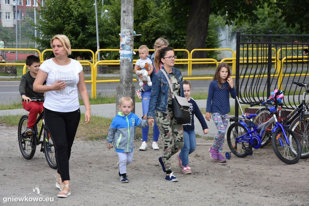 Parowozem w piękny rejs