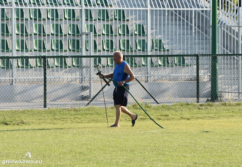 Trening piłkarzy Unii Gniewkowo