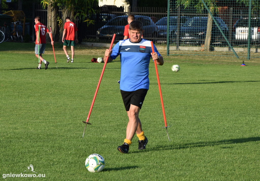 Trening piłkarzy Unii Gniewkowo