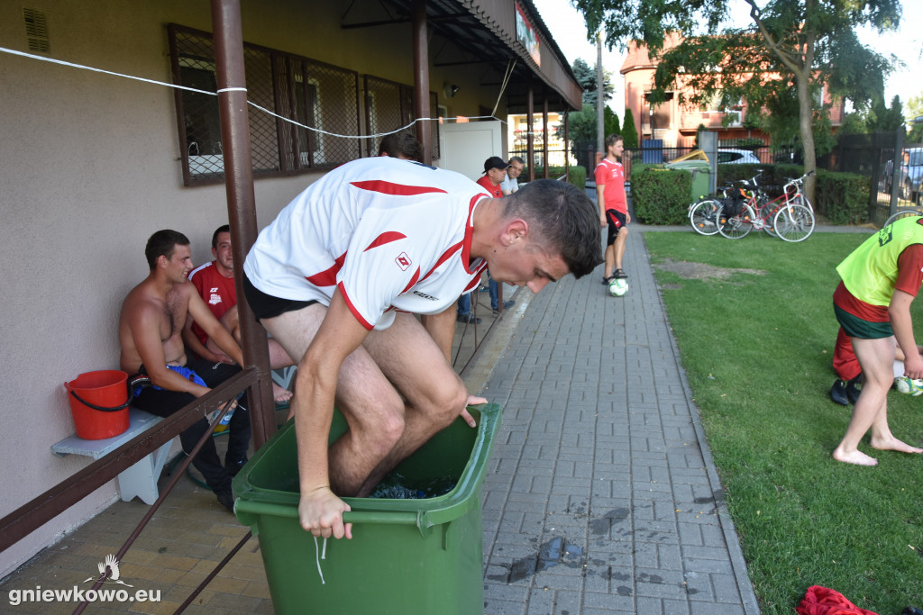 Trening piłkarzy Unii Gniewkowo