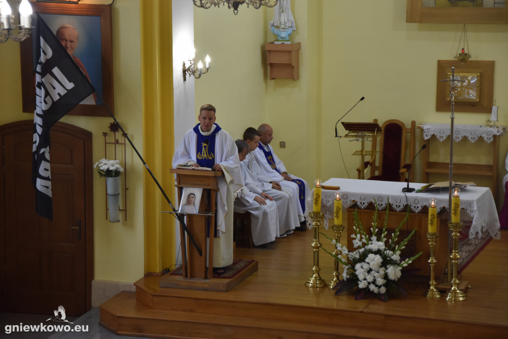 Pielgrzymka ruszyła z Gniewkowa na Jasną Górę