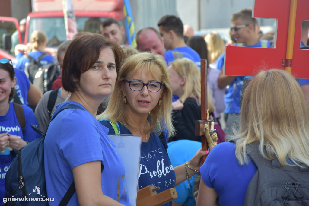 Pielgrzymka ruszyła z Gniewkowa na Jasną Górę