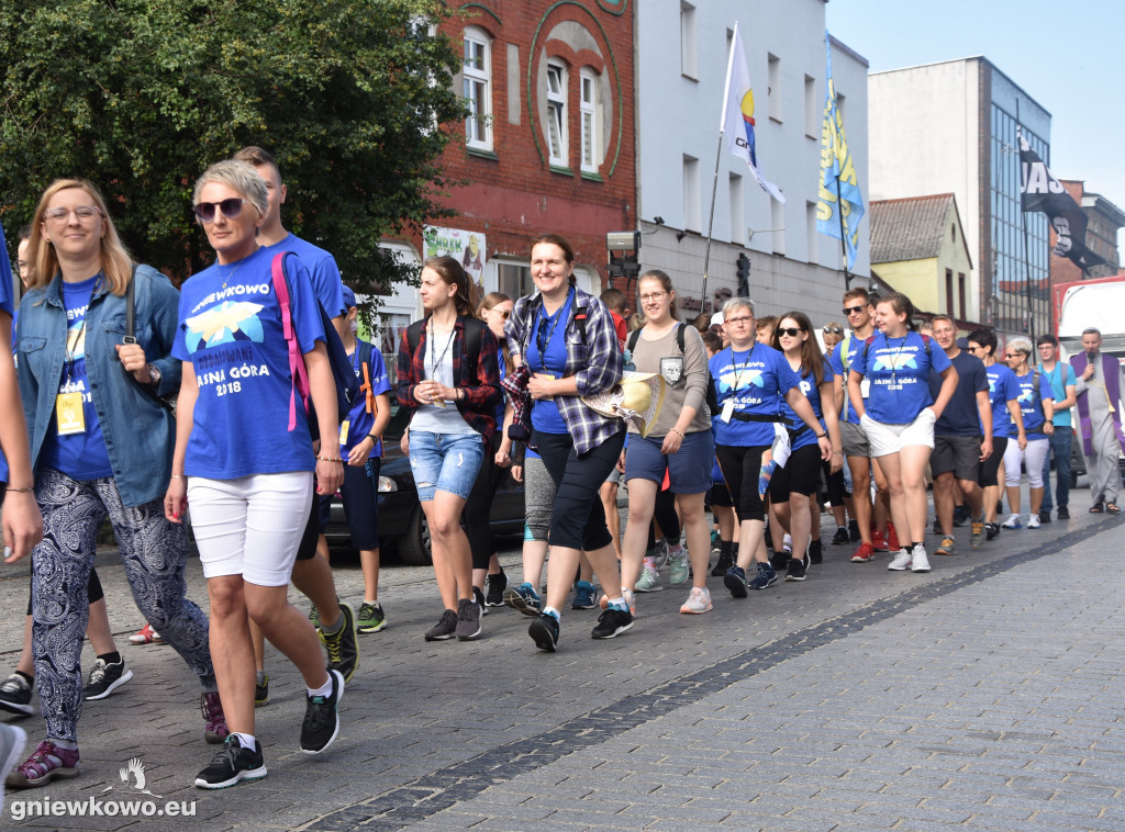 Pielgrzymka ruszyła z Gniewkowa na Jasną Górę