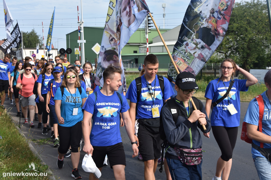 Pielgrzymka ruszyła z Gniewkowa na Jasną Górę